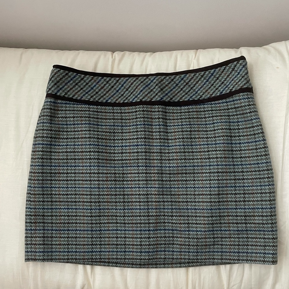 Outback Red-Mini skirt - Size 10